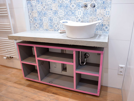 Customised washstand made of Qboard construction boards in the building shell